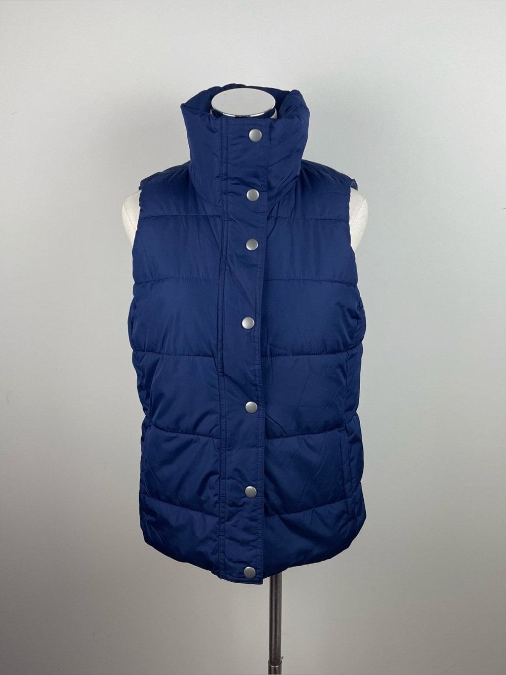 Old Navy Solid Navy Blue Full Zip Puffer Vest Outdoor Women Medium Casual